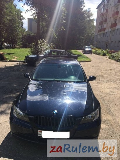 BMW 3- (E90)