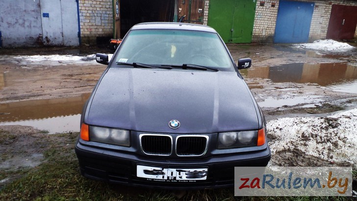 BMW 3- (E36)
